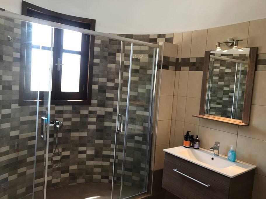 ארקסה Karpadise Villa מראה חיצוני תמונה